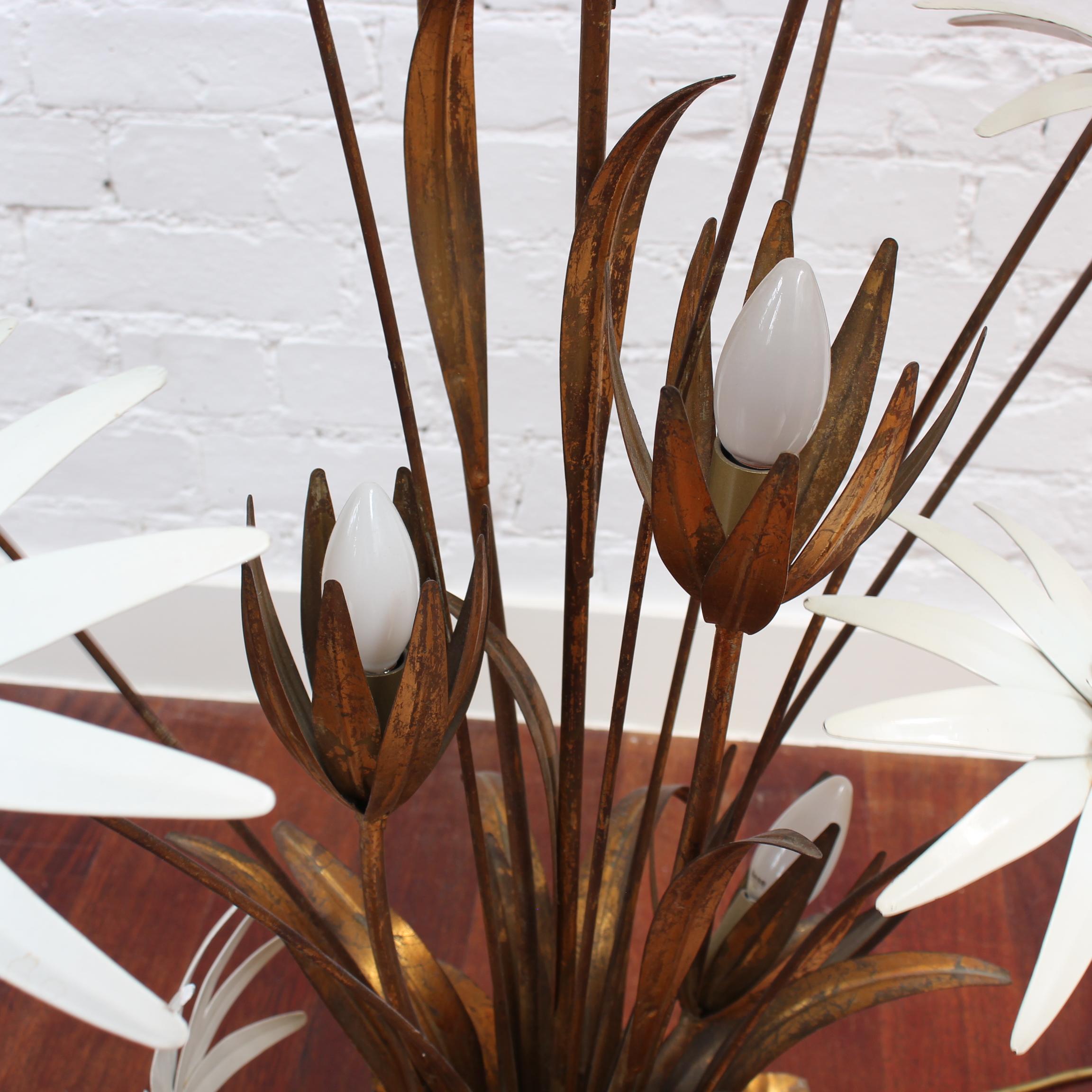 Italian Decorative Floor Lamp with Flower Motif (circa 1970s) - Large For Sale 4