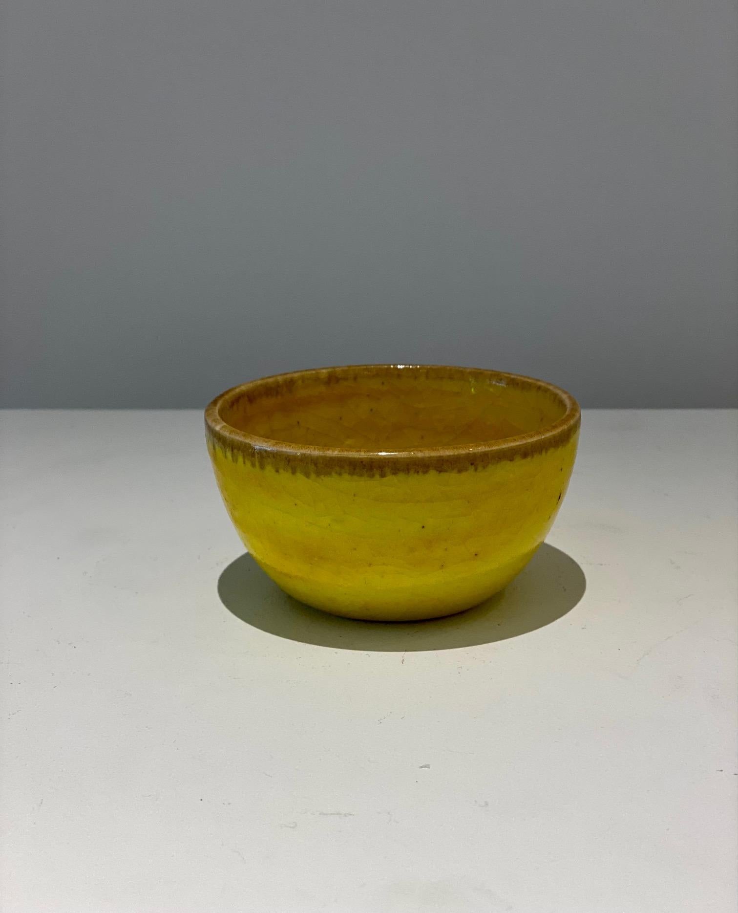 Mid-20th Century Italian Decorative Mid-Century Ceramic Cup Signed by Gambone For Sale
