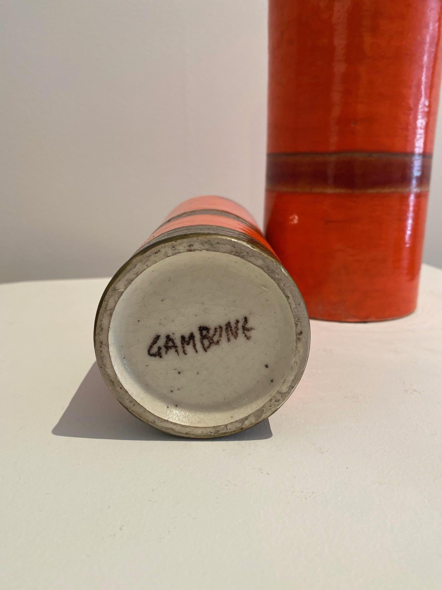 Paire de vases en céramique décoratifs italiens du milieu du siècle signés par Gambone en vente 6