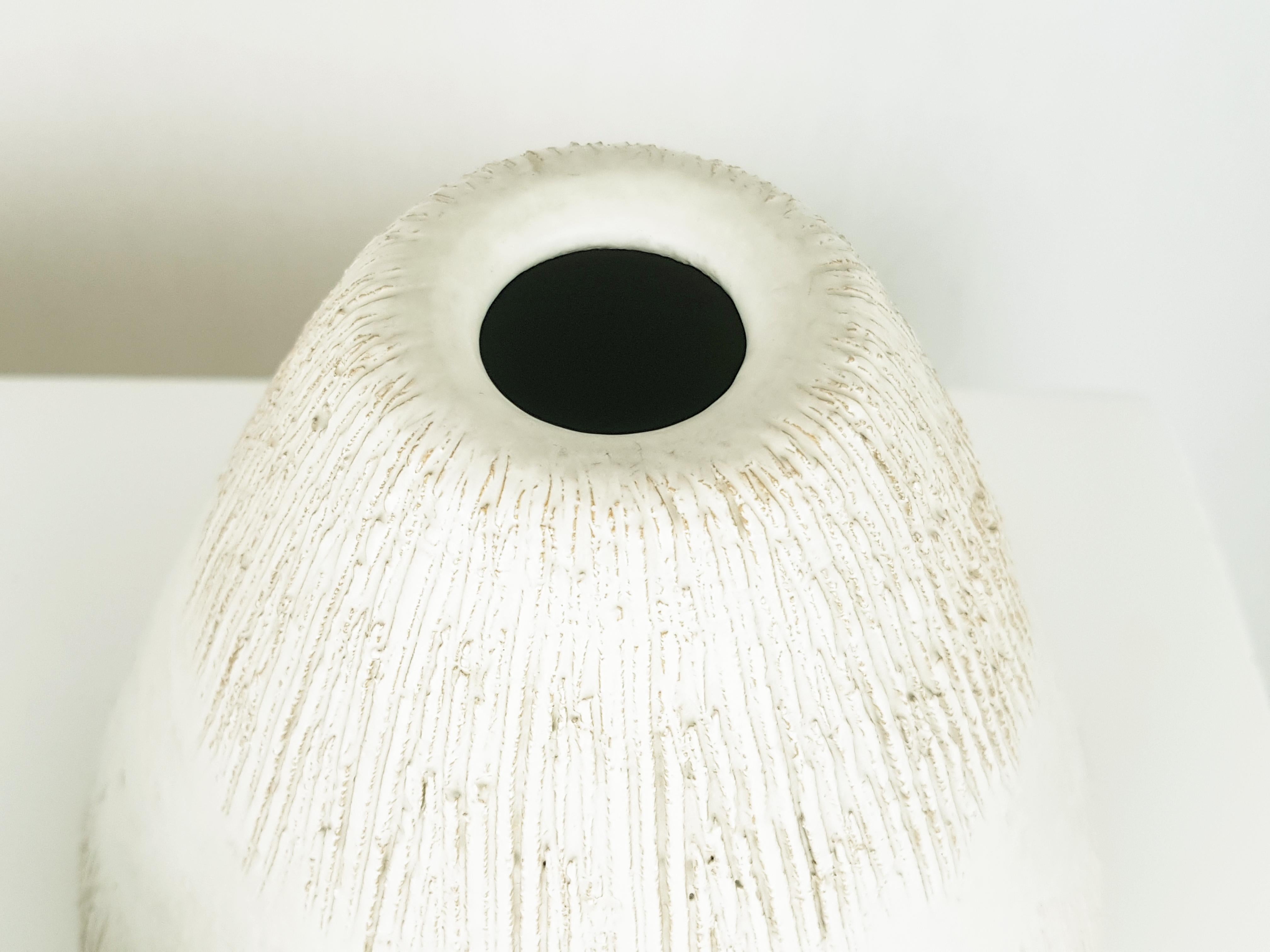 Post-Modern Italian Decorative White / Ivory Ceramic 1970/80s Vases by La Bottega, Set of 2 For Sale