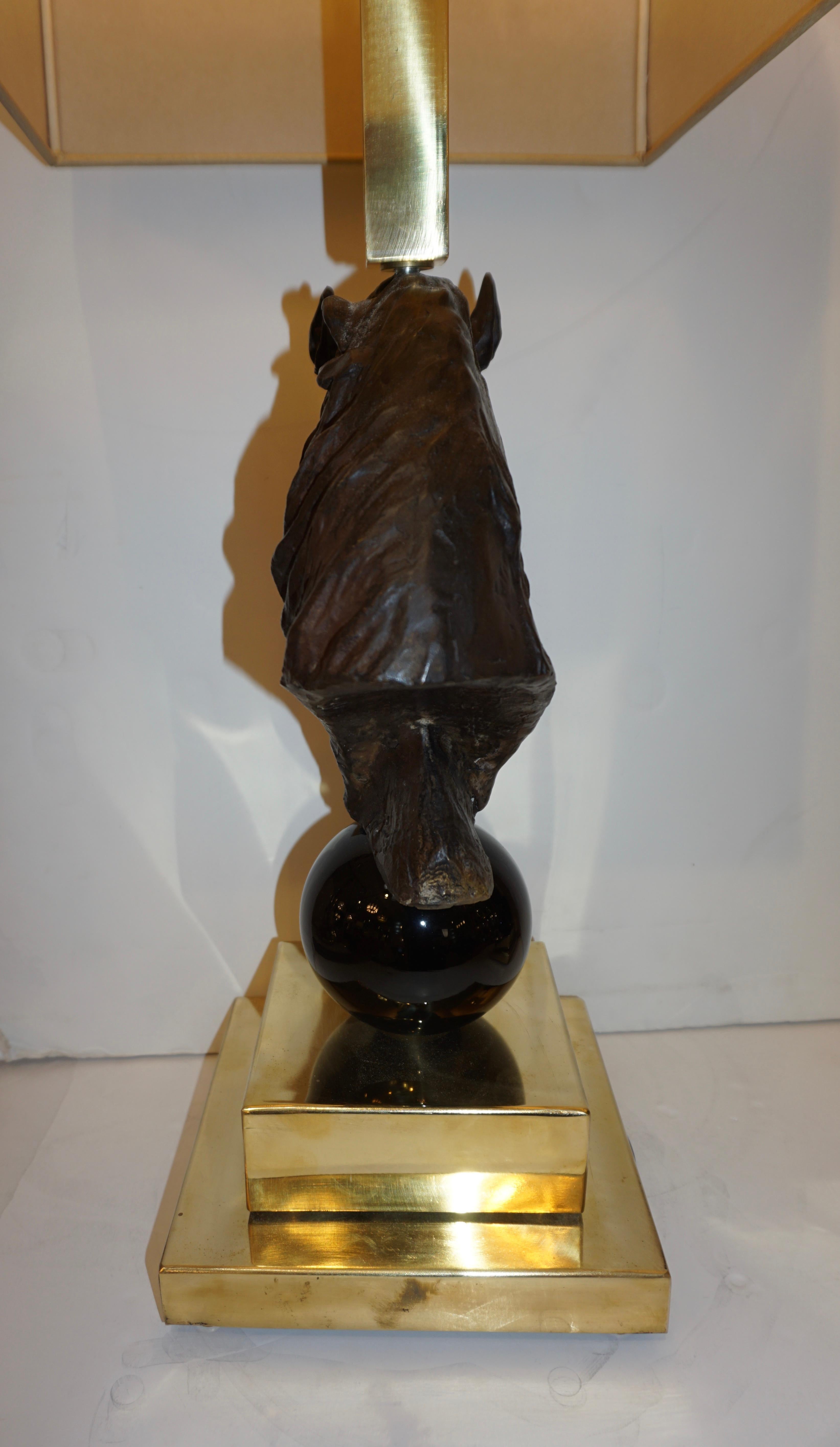 Italian Design 1990s Horse Bronze Sculpture Black Glass Pair of Brass Lamps For Sale 4