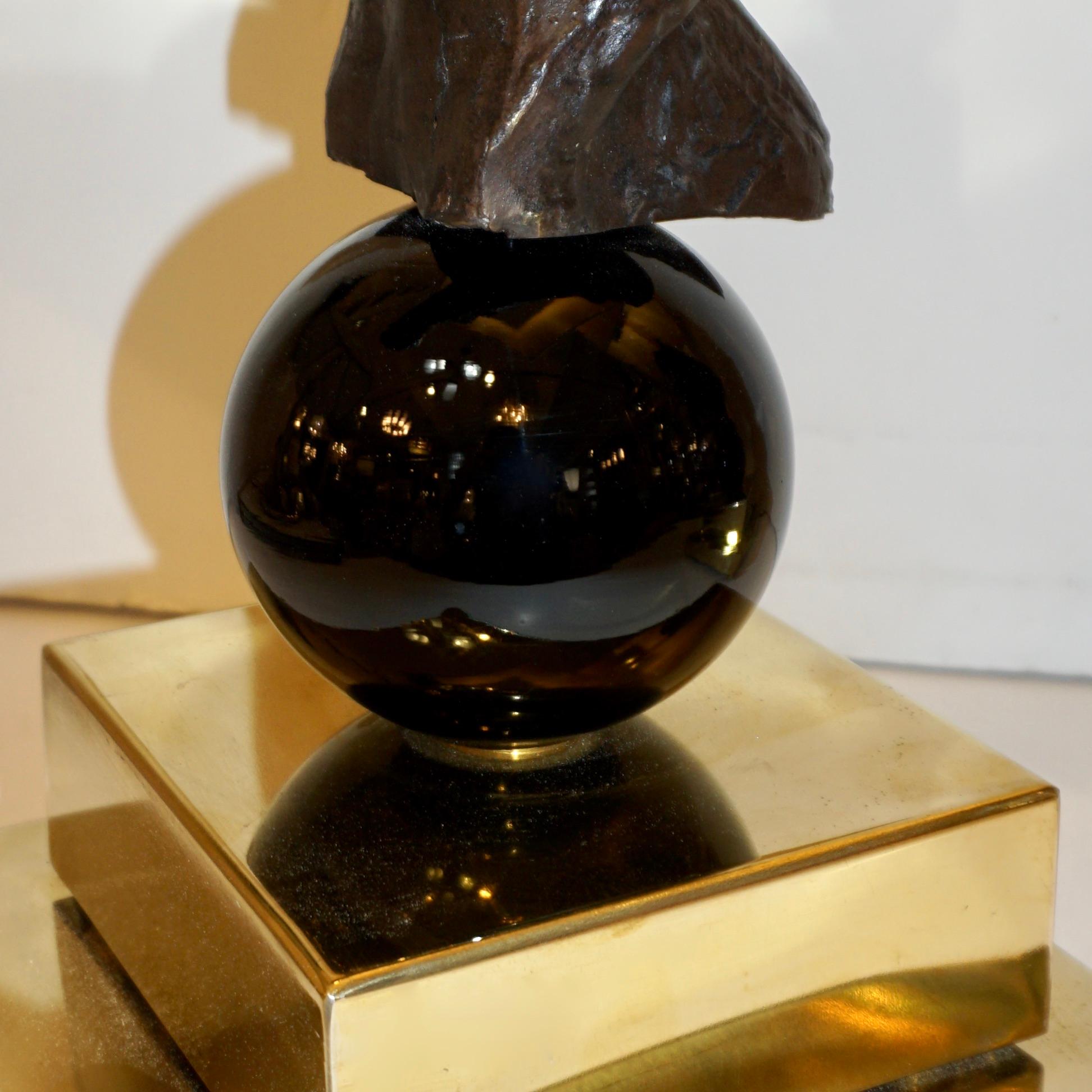 Italian Design 1990s Horse Bronze Sculpture Black Glass Pair of Brass Lamps For Sale 4