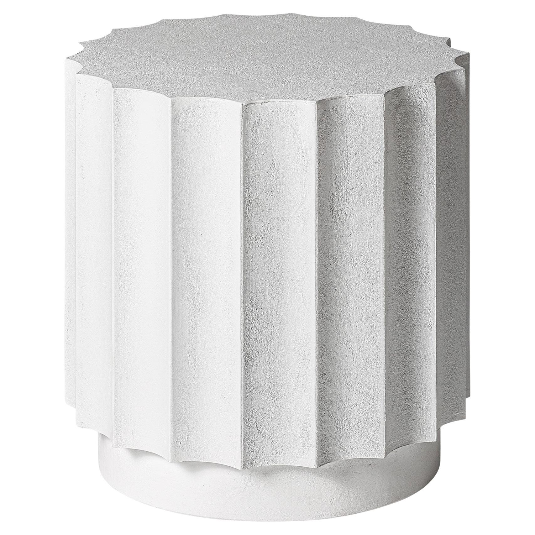 Italian Design and Antic Style White Concrete Stone Side Table For Sale
