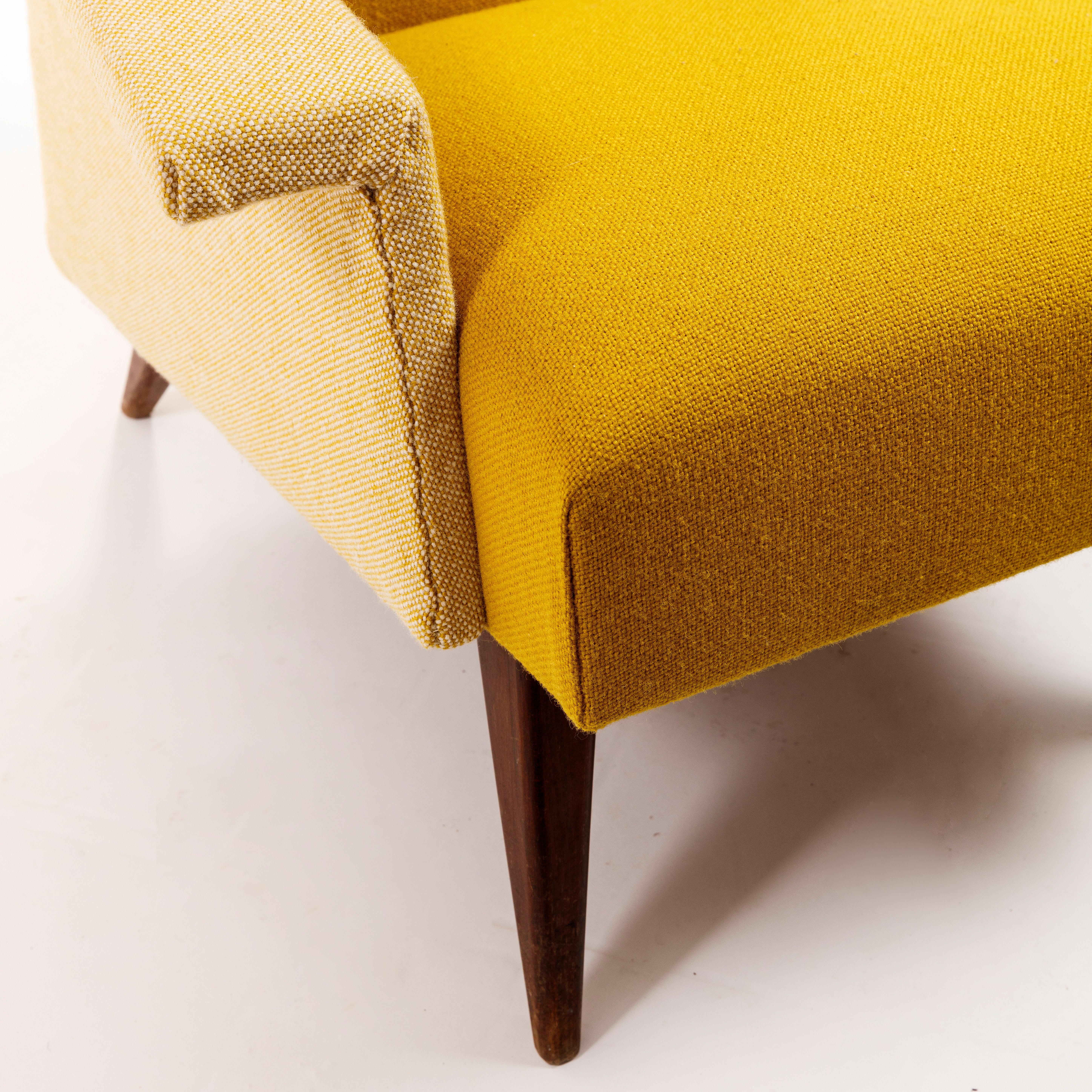 *Italian design Armchair Yellow Reupholstered For Sale 8