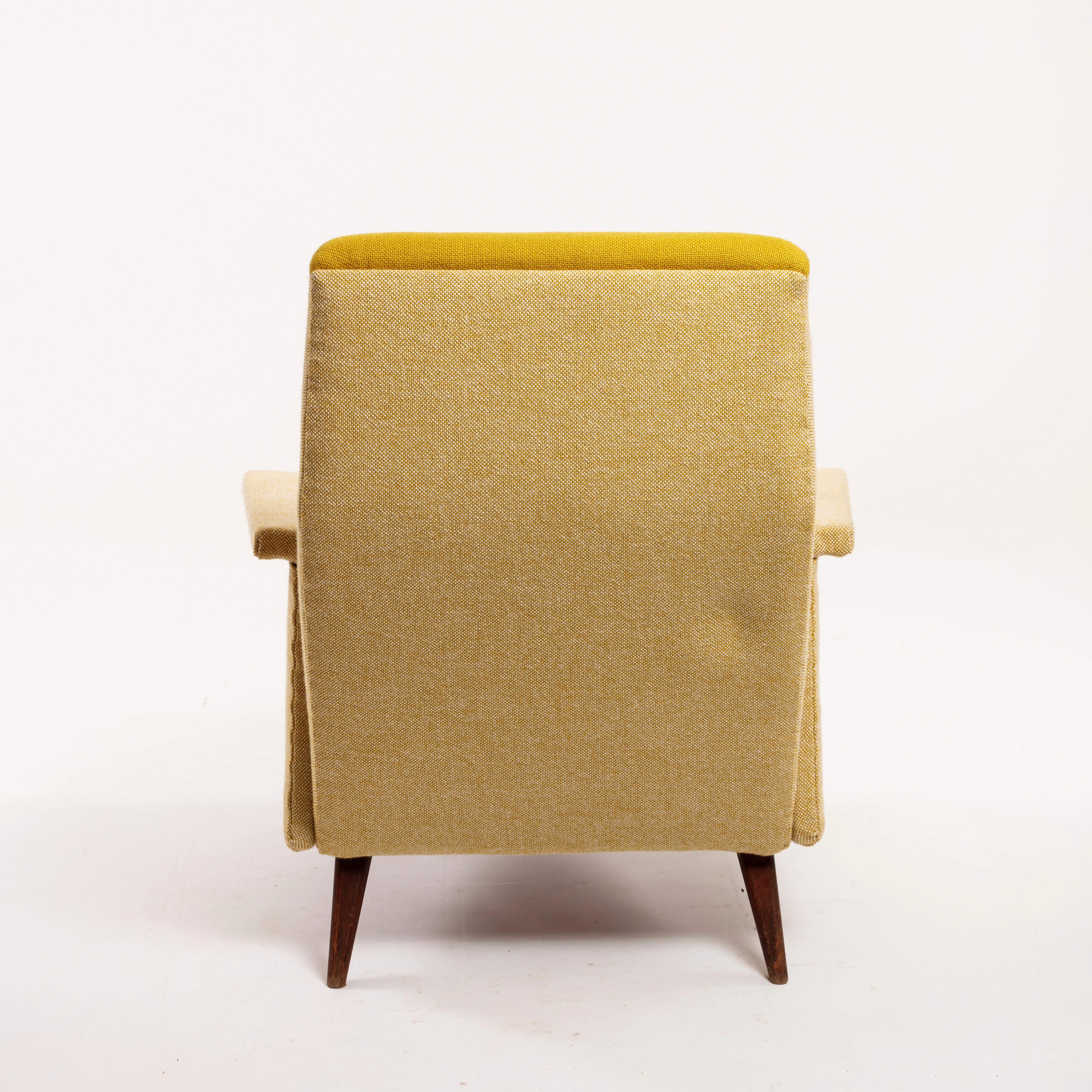 Tissu *Fauteuil design italien Jaune Reupholstered en vente