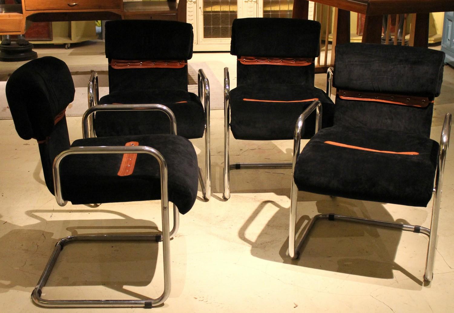 Italian Design Armchairs Faleschini Mariani Tubular Chrome and Black Upholster In Good Condition In Firenze, IT