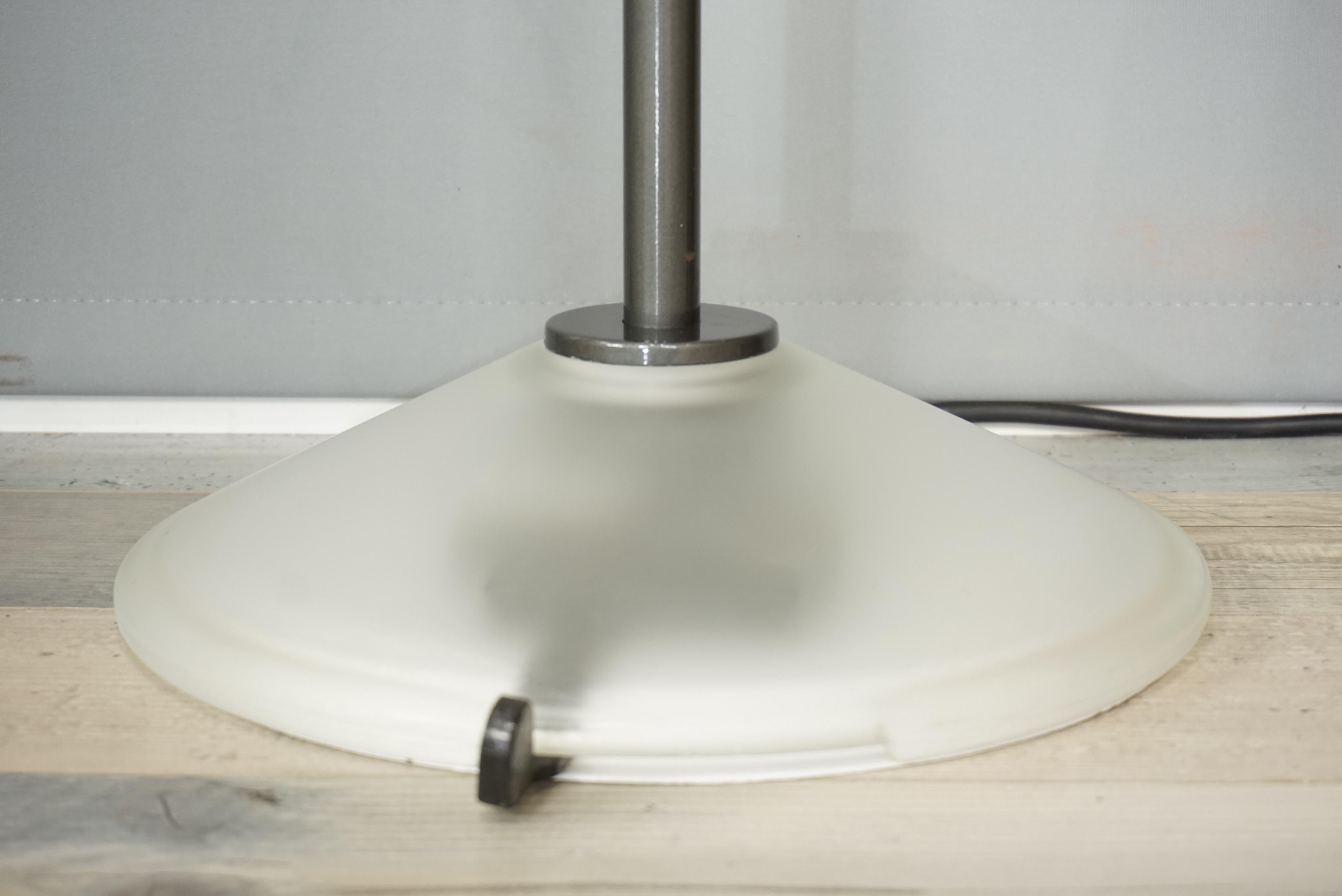 Lampadaire Arteluce de conception italienne Modèle Jill 1
