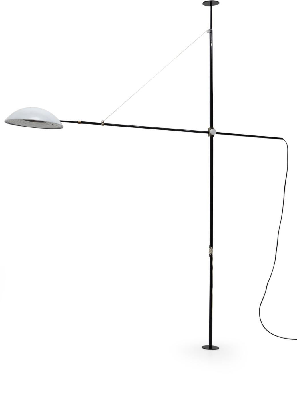 Mid-Century Modern Italian Design Bigo Floor Ceiling Tension Pole Lamp by Valenti, Italy 1980s For Sale