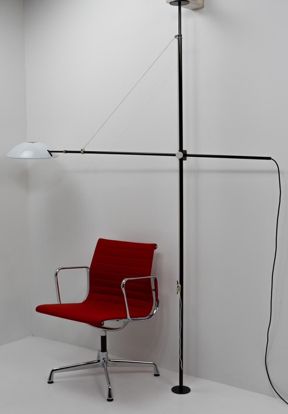Late 20th Century Italian Design Bigo Floor Ceiling Tension Pole Lamp by Valenti, Italy 1980s For Sale