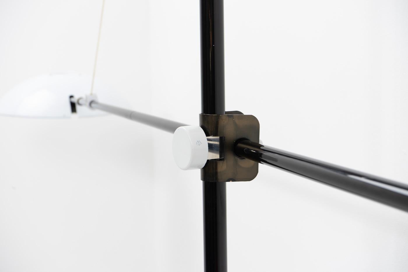 Aluminum Italian Design Bigo Floor Ceiling Tension Pole Lamp by Valenti, Italy 1980s For Sale
