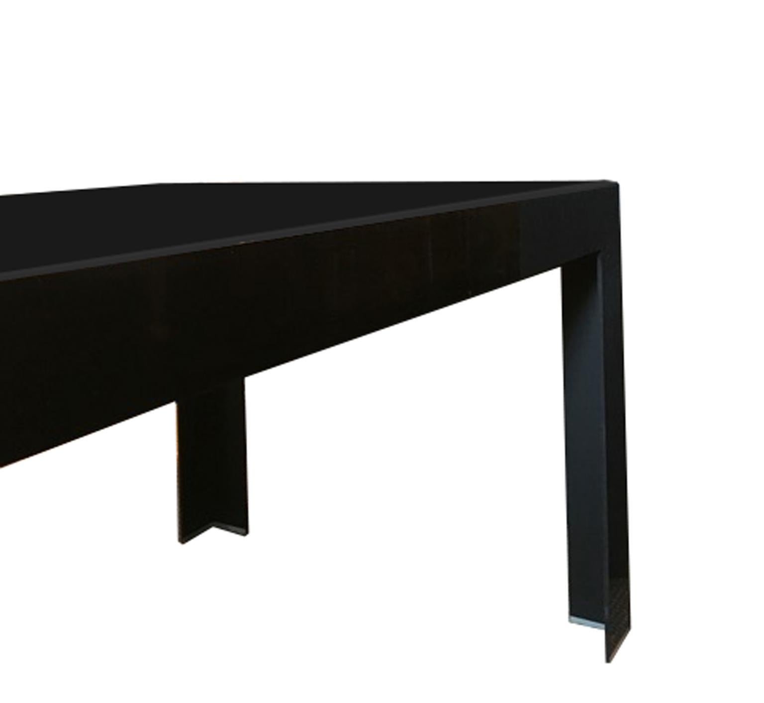 Italian Design Black Glass Dining Table in Minimal Style Contemporary Production For Sale 11