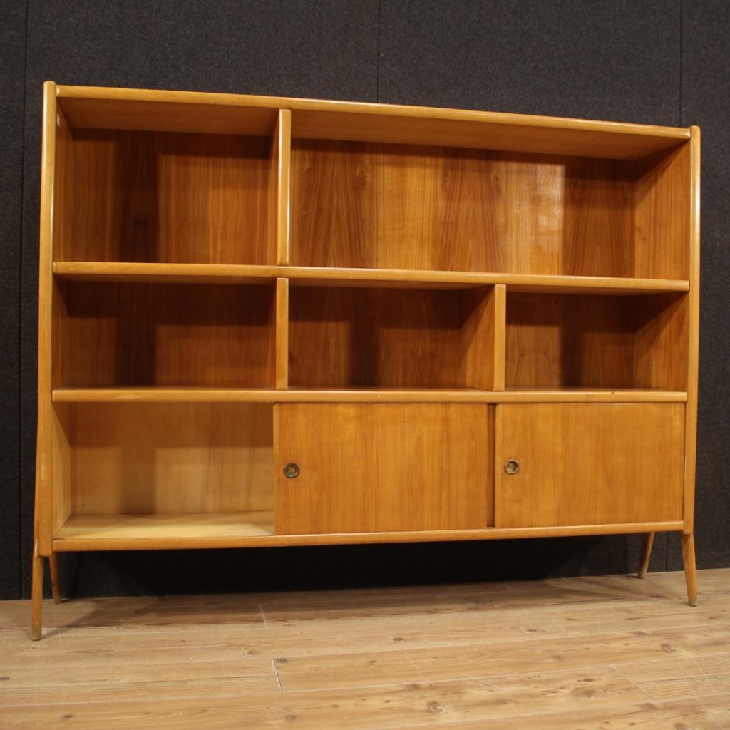 20th Century Italian Design Bookcase in Exotic Wood, 1960-1970 For Sale