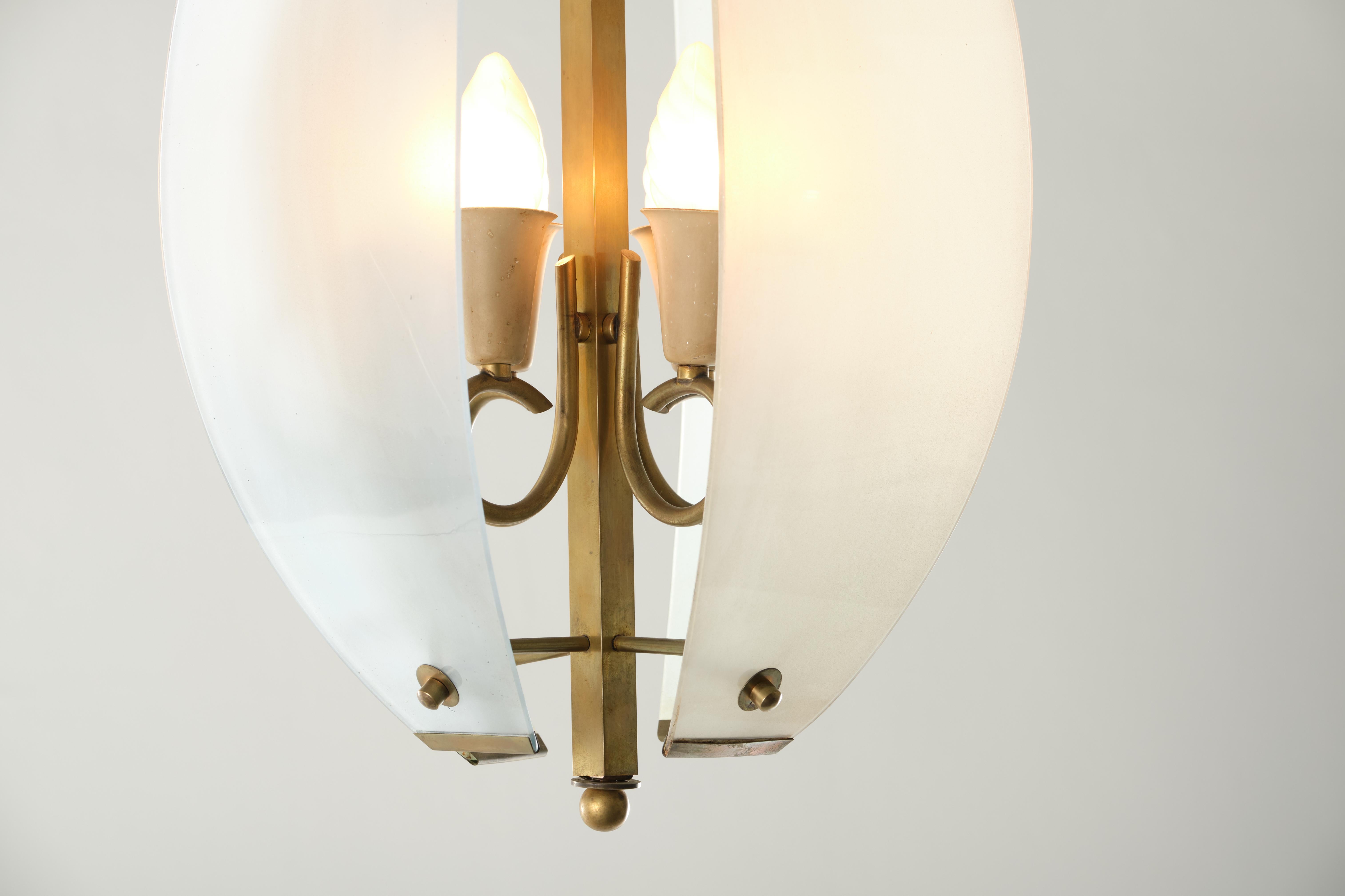 Mid-Century Modern Italian Design Brass and Glass Chandelier, 1960 circa For Sale