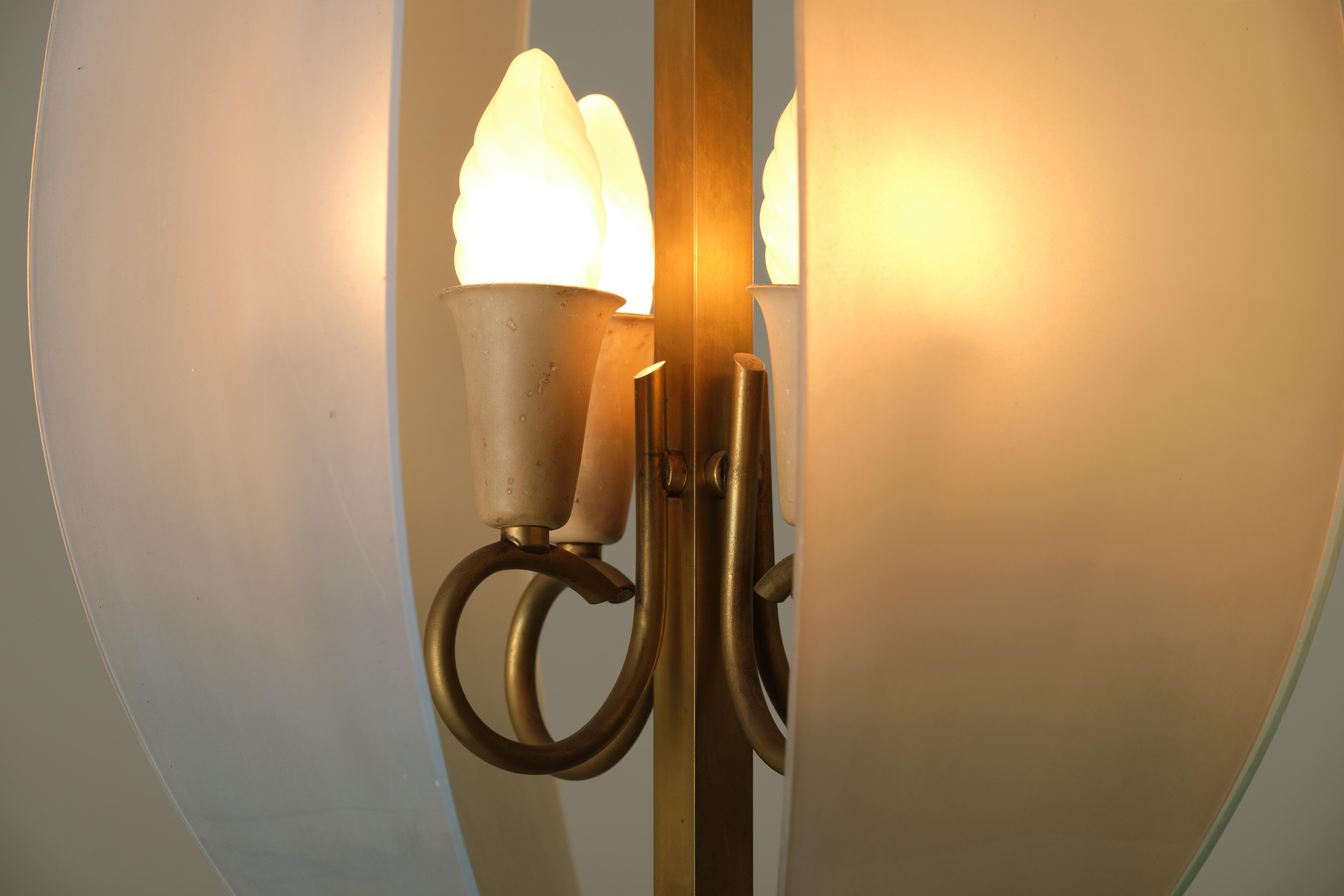 Italian Design Brass and Glass Chandelier, 1960 circa For Sale 2