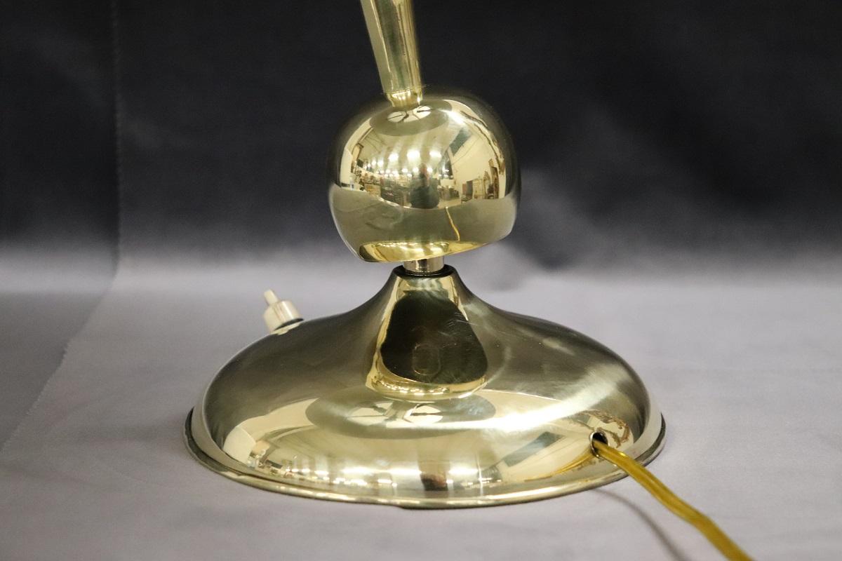 Lampe de table en laiton design italien par Oscar Torlasco pour Lumi, années 1950 en vente 13