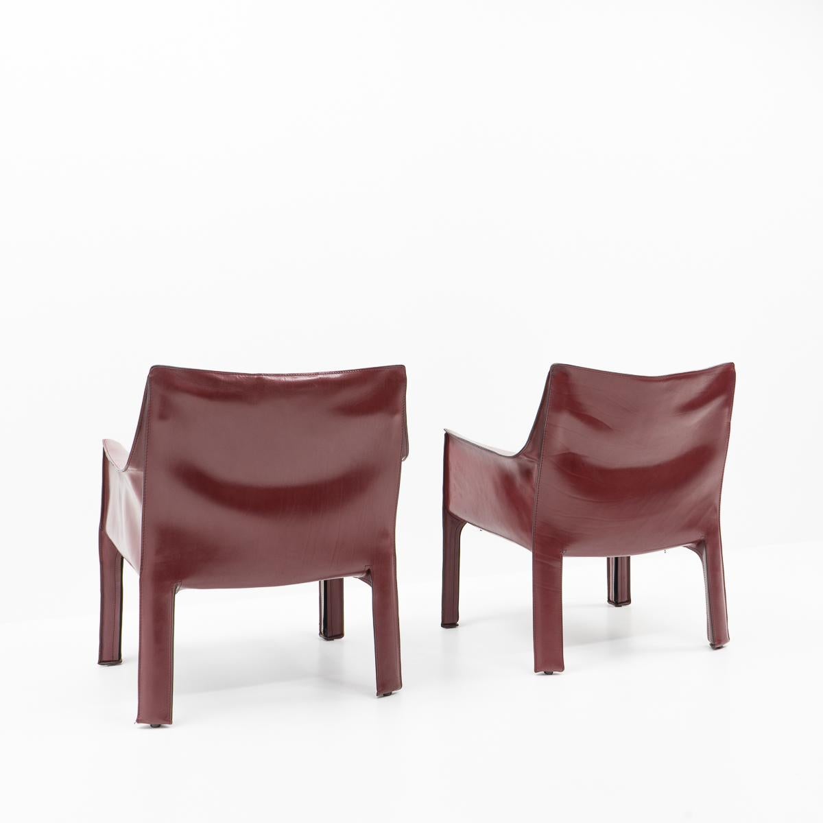 Mid-Century Modern Italian Design Cab 414 Armchairs by Mario Bellini for Cassina, Set of 2