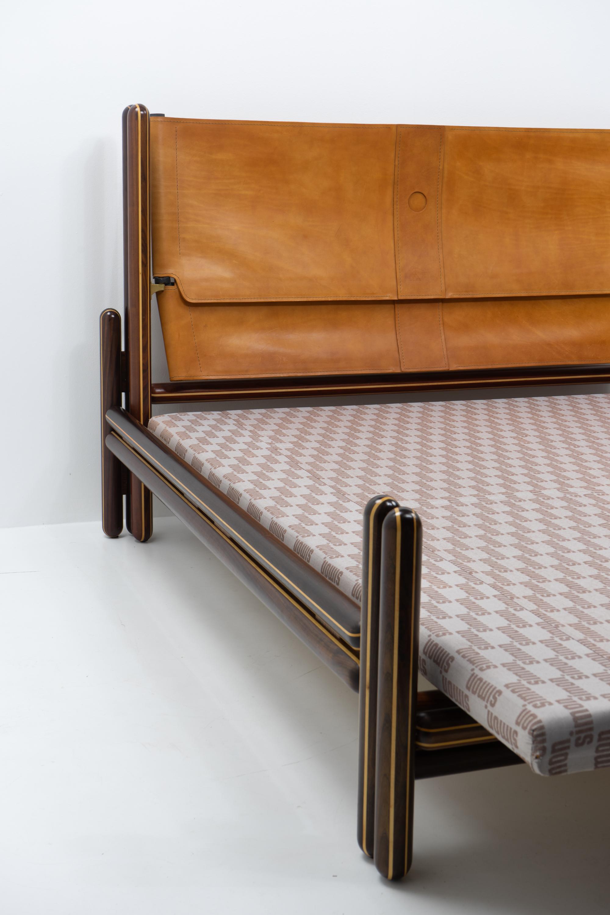 Design italien Carlo Scarpa pour A Simon Gavina, Lit double Toledo, 1970 en vente 7