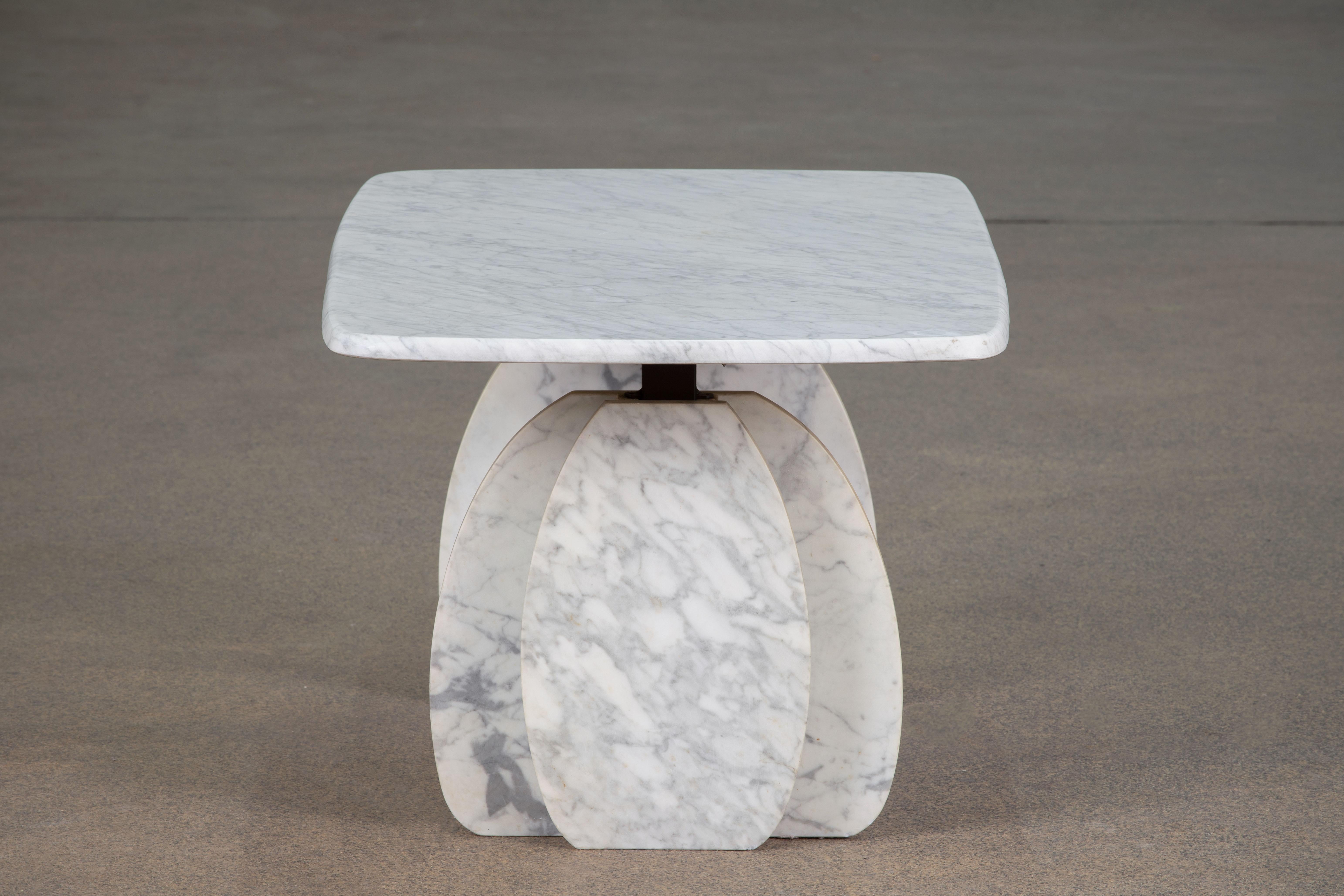 Mid-Century Modern Italian design Carrara Marble Coffee Table 1970