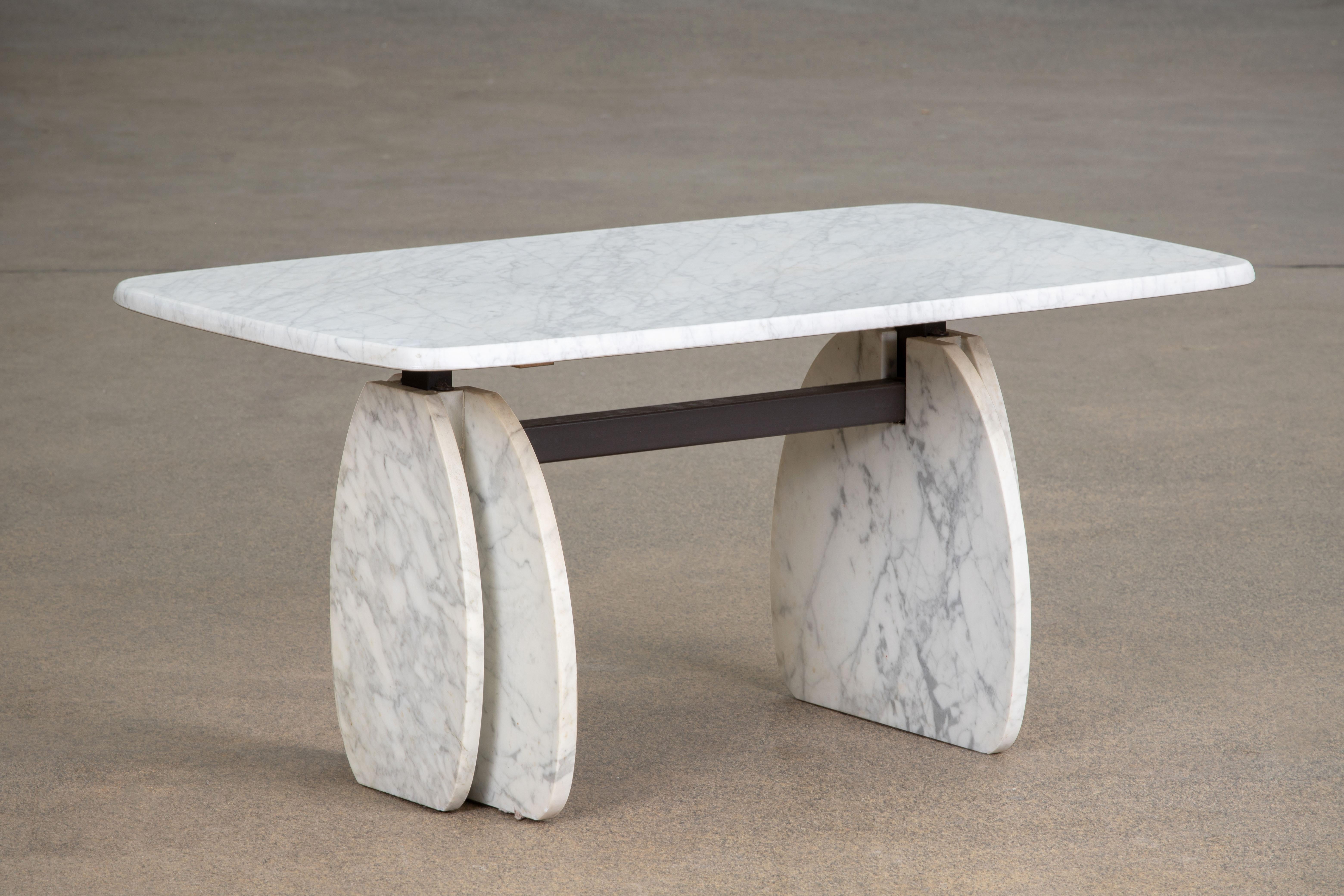 20th Century Italian design Carrara Marble Coffee Table 1970