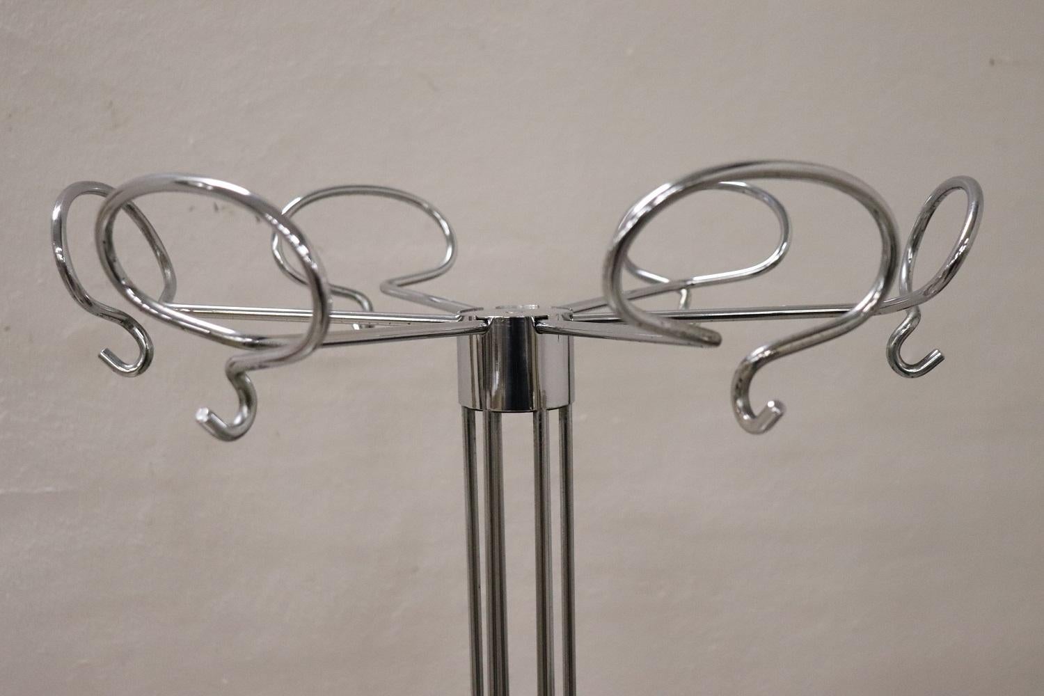 Steel Italian Design Chrome Clothes Hangers by Isao Hosoe for Valenti Luce, 1970s For Sale