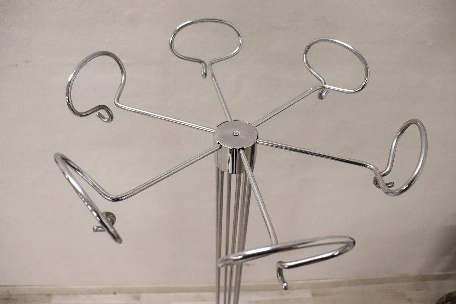 Italian Design Chrome Clothes Hangers by Isao Hosoe for Valenti Luce, 1970s For Sale 3