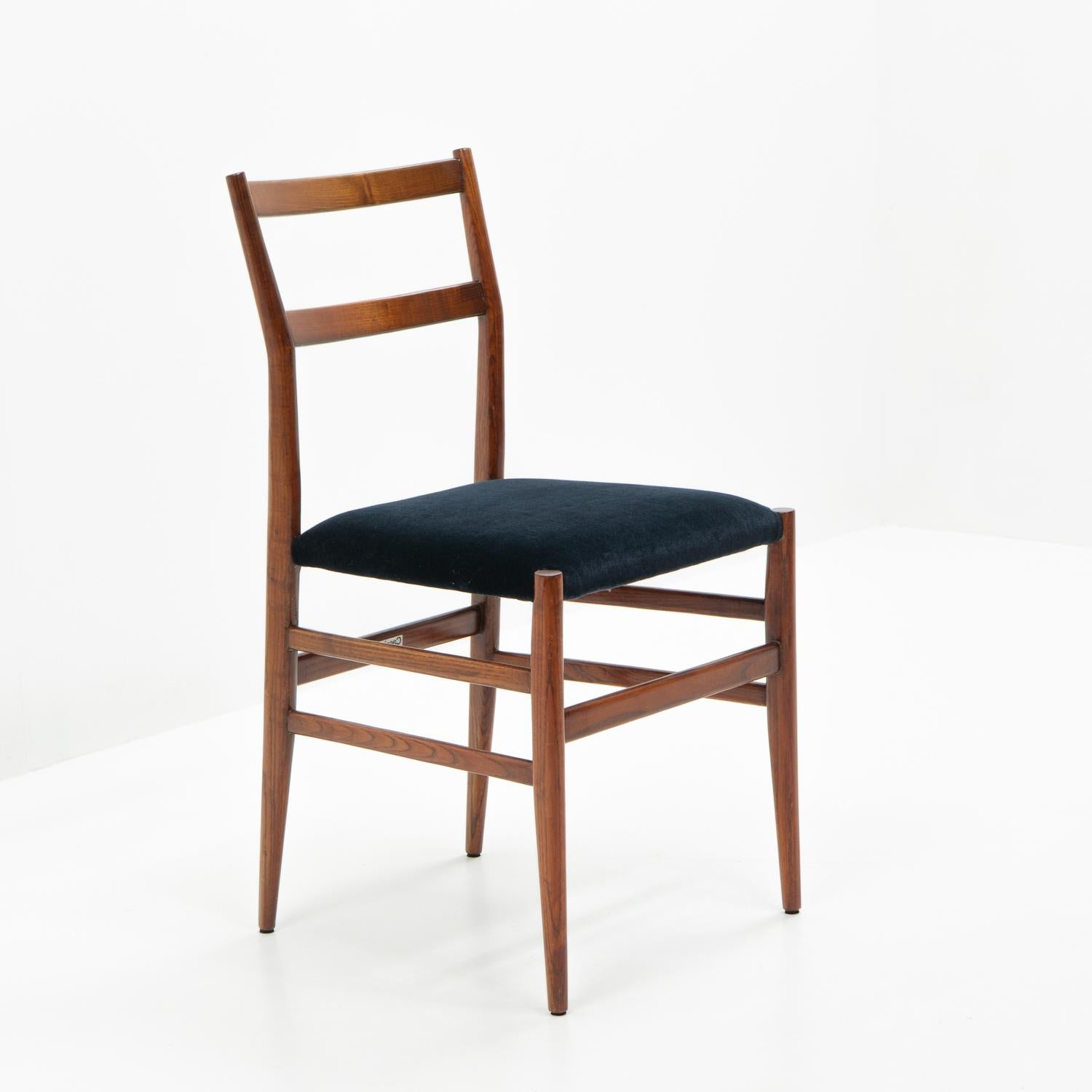 Italian Design Classic Gio Ponti, Leggera Chair for Cassina, 1970s For Sale 4