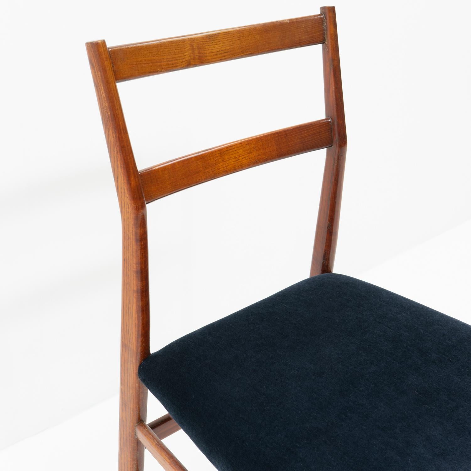 Late 20th Century Italian Design Classic Gio Ponti, Leggera Chair for Cassina, 1970s For Sale