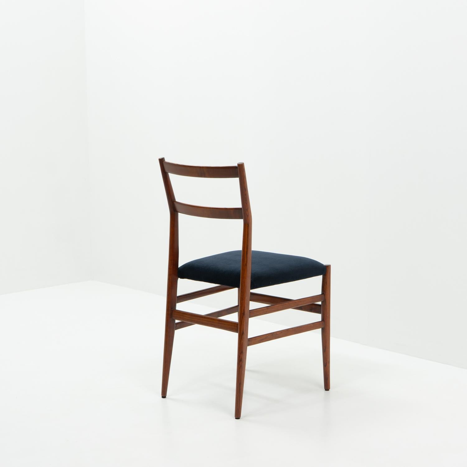 Italian Design Classic Gio Ponti, Leggera Chair for Cassina, 1970s For Sale 2