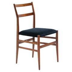 Design classico italiano Gio Ponti, Sedia Leggera per Cassina, anni '70