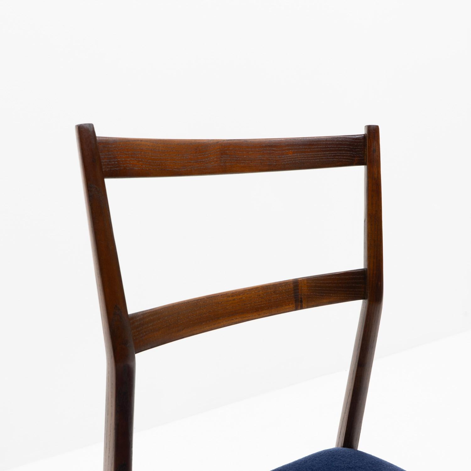 Italian Design Classic - Gio Ponti, Superleggera Chair for Cassina, 1960s For Sale 1