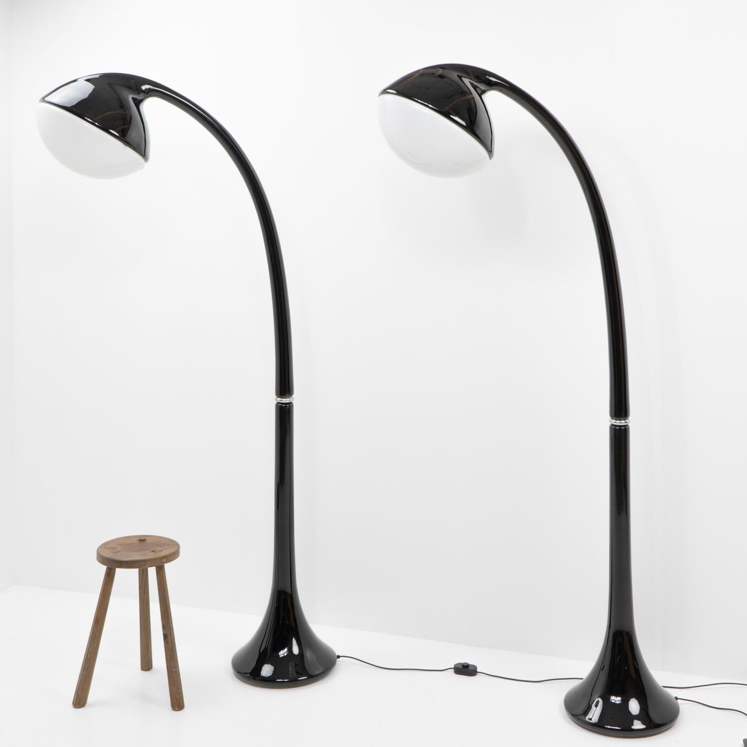 Mid-Century moderno Lampione classico di design italiano di Fabio Lenci per iGuzzini, anni '60 in vendita