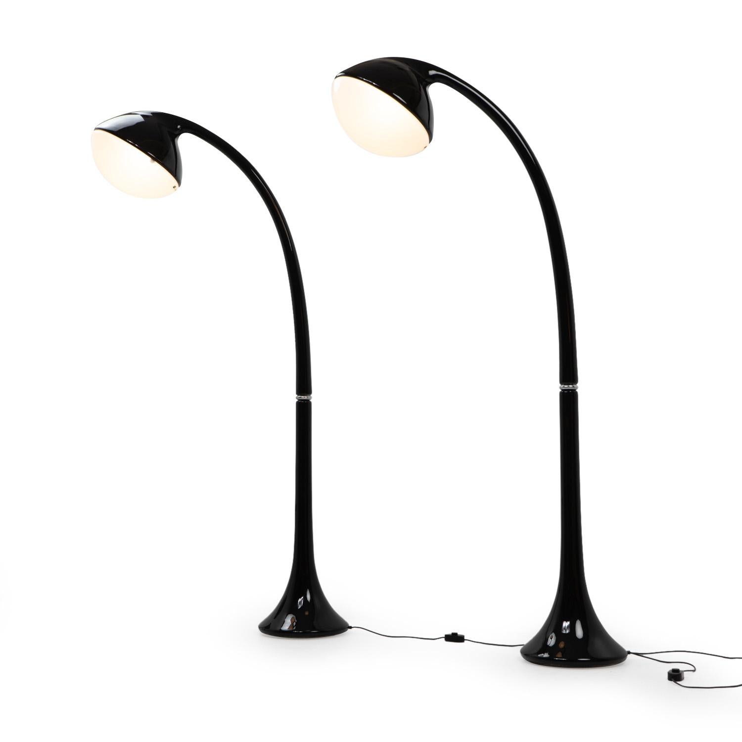 Metà XX secolo Lampione classico di design italiano di Fabio Lenci per iGuzzini, anni '60 in vendita