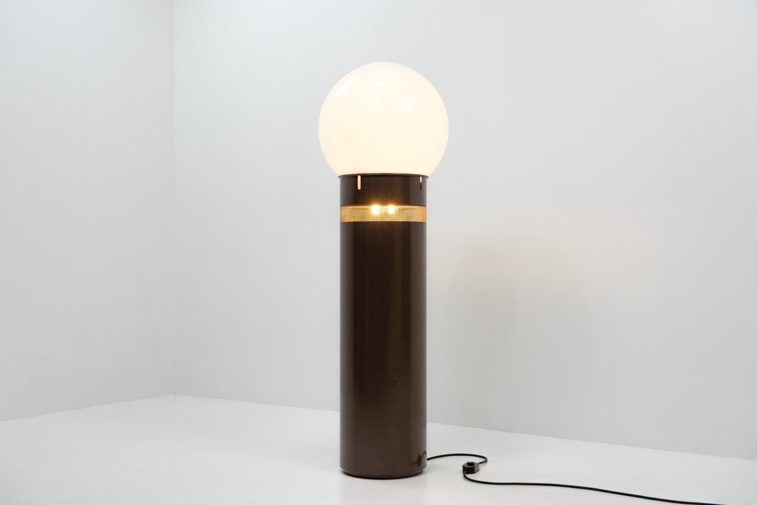 Mid-20th Century Italian Design Classic Oracolo Floor Lamp by Gae Aulenti for Artemide, 1960s
