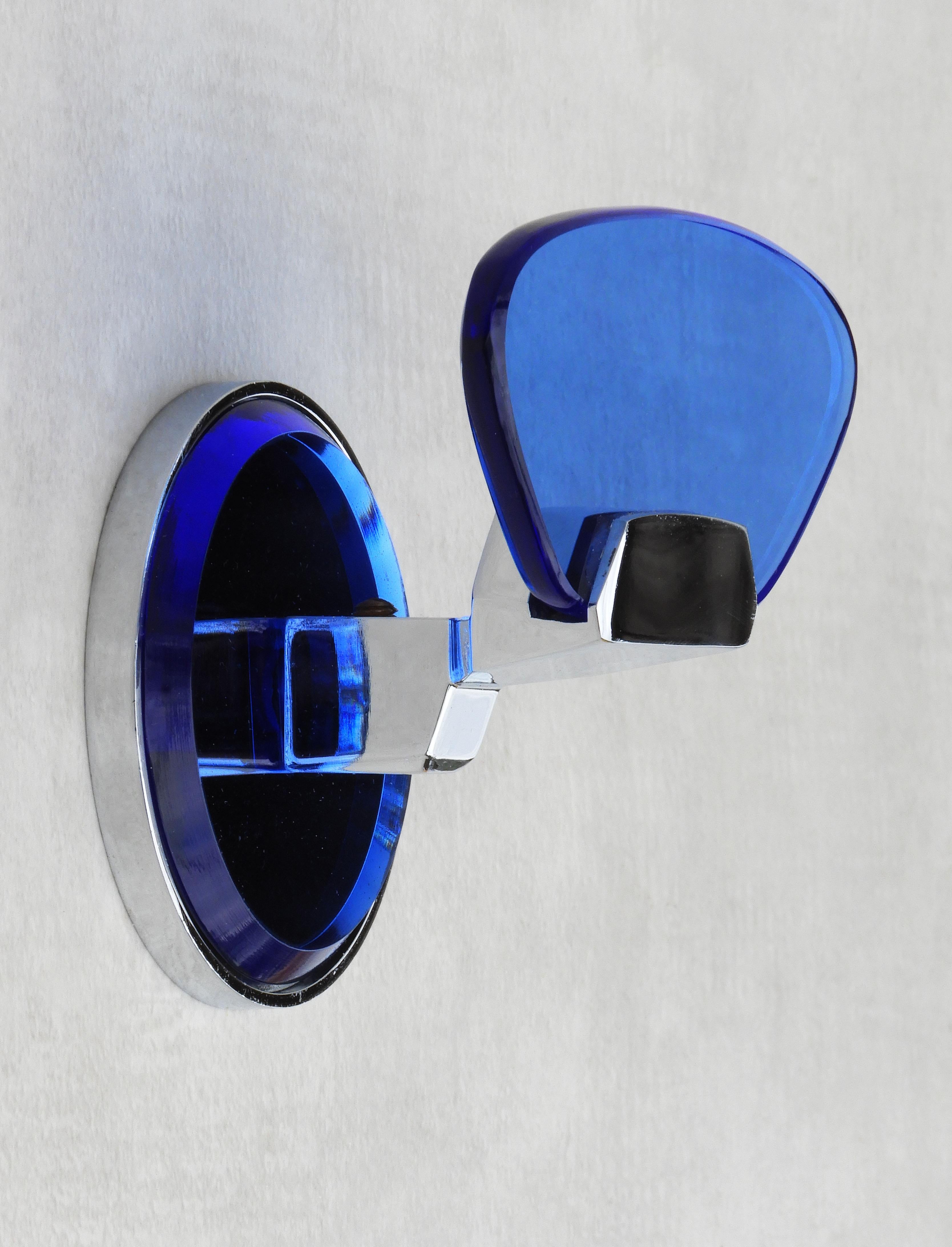 Mid-Century moderno Appendiabiti di design italiano di VECA C1970 - 4 disponibili in vendita