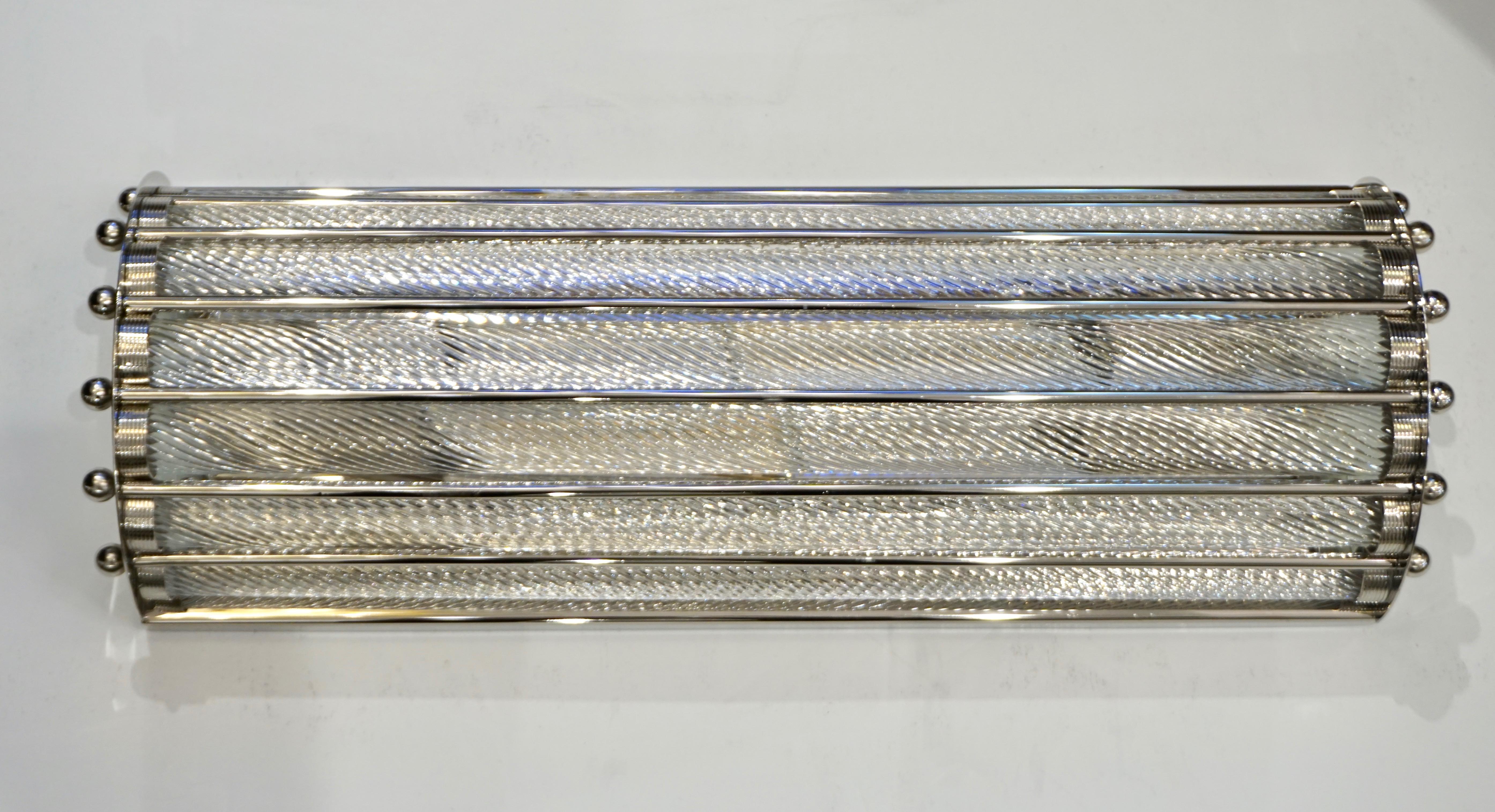 Poli Monture encastrée en verre de Murano en cristal de conception italienne, finition nickelée en demi-lune en vente