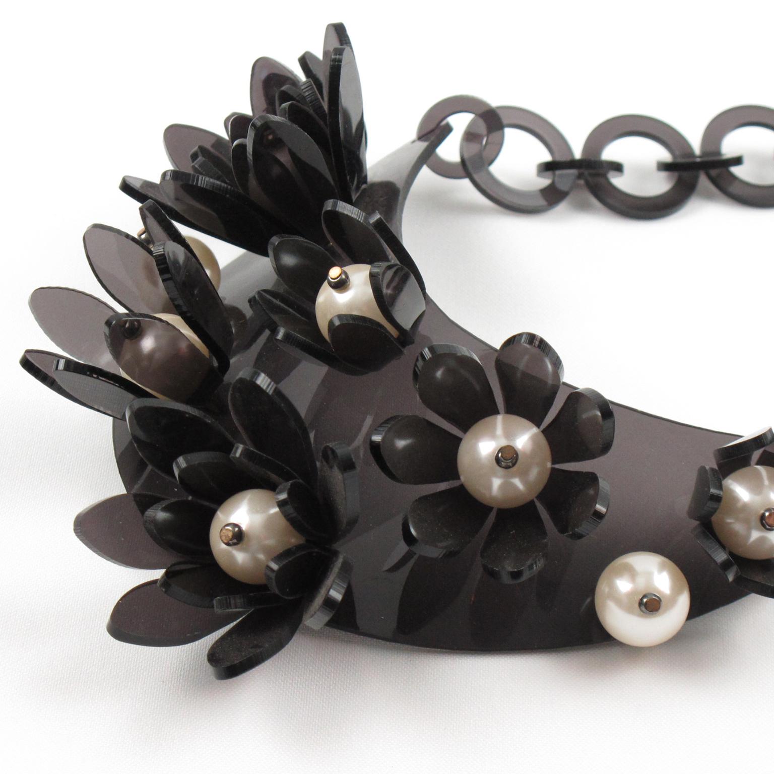 Italian Design Dark Gray Lucite Bib Necklace Flower and Pearl For Sale 3