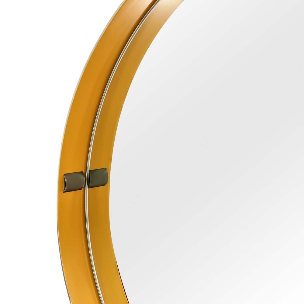Moderne Miroir tambour à cadre en acier brossé et bord en émail jaune de conception italienne Diego Mardegan en vente