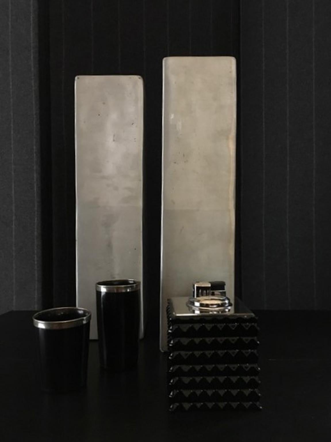 Italien Modernes Design Schwarzes facettiertes Kristalltischfeuerzeug Zeitgenössische Produktion im Angebot 11