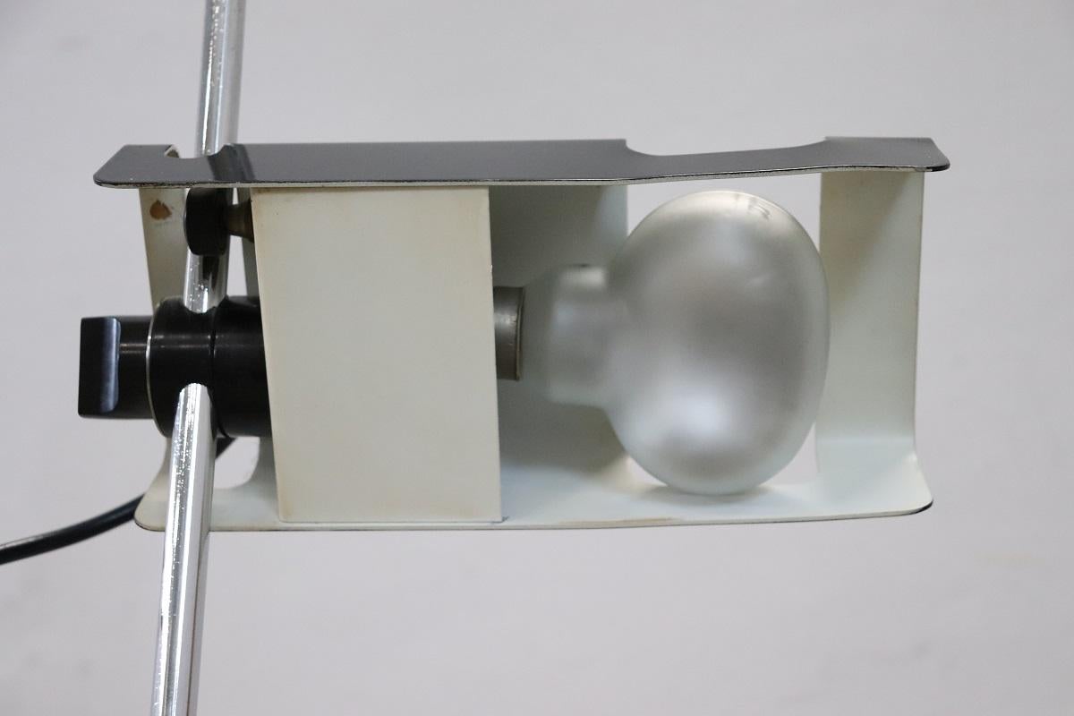 Italienische Design-Stehlampe von Joe Colombo für Oluce, 1950er Jahre im Angebot 4