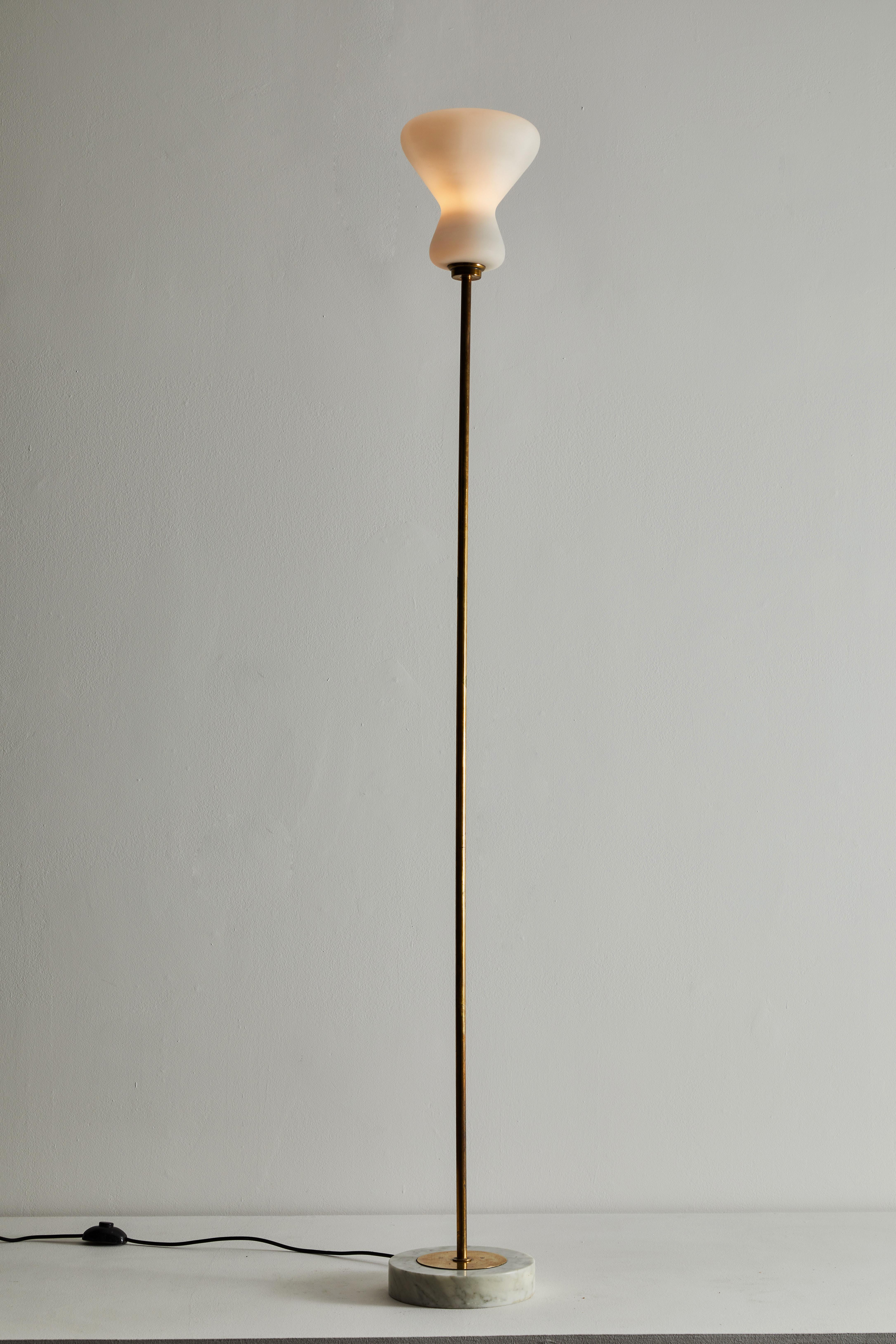 Italian Design Floor Lamp In Good Condition In Los Angeles, CA