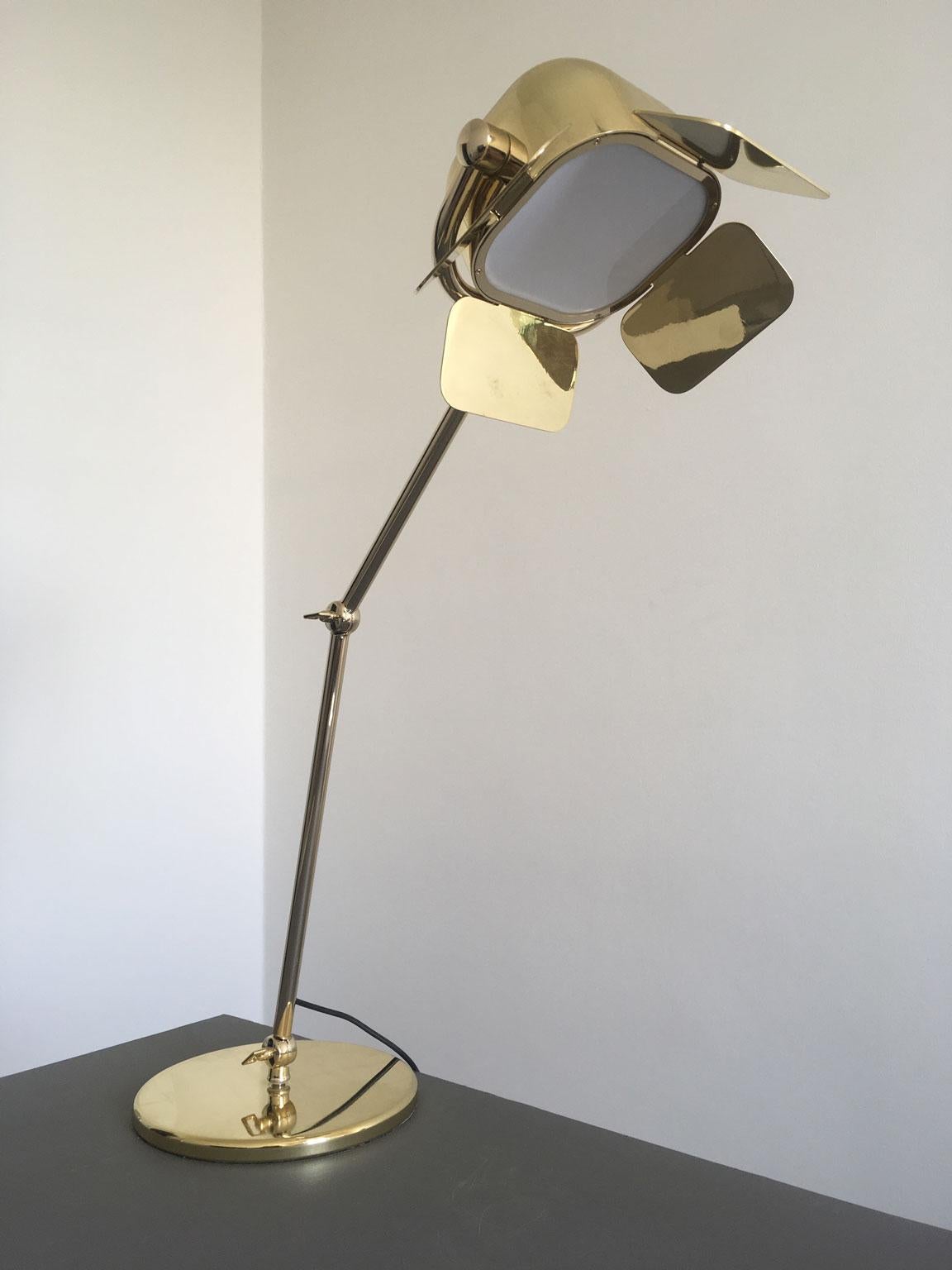 Italian Design Ghidini 1961 Flamingo Brass Table Lamp For Sale 11