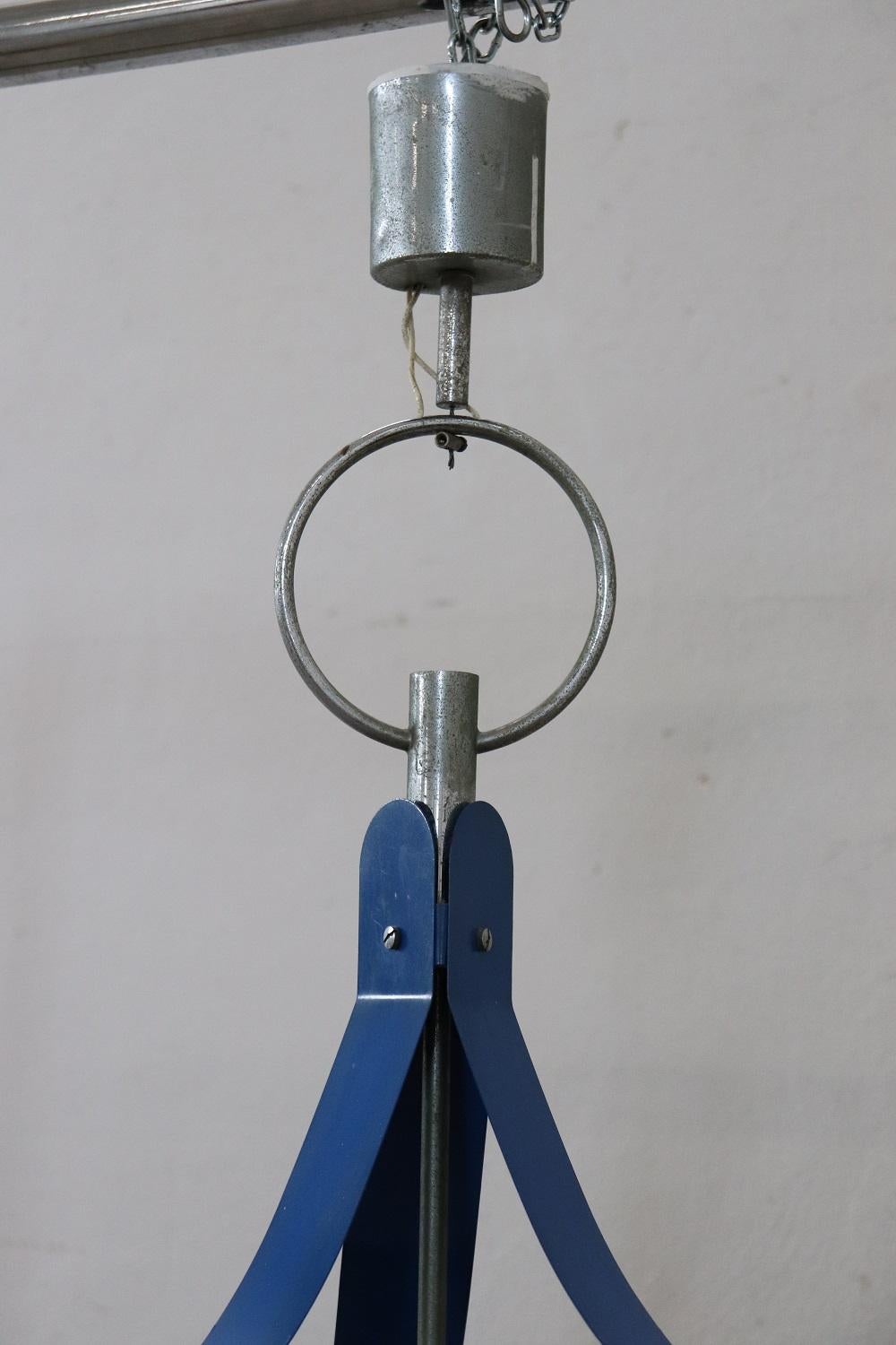 Italian Design Glass and Blue Lacquered Metal Stilnovo Style Chandelier, 1950s For Sale 5