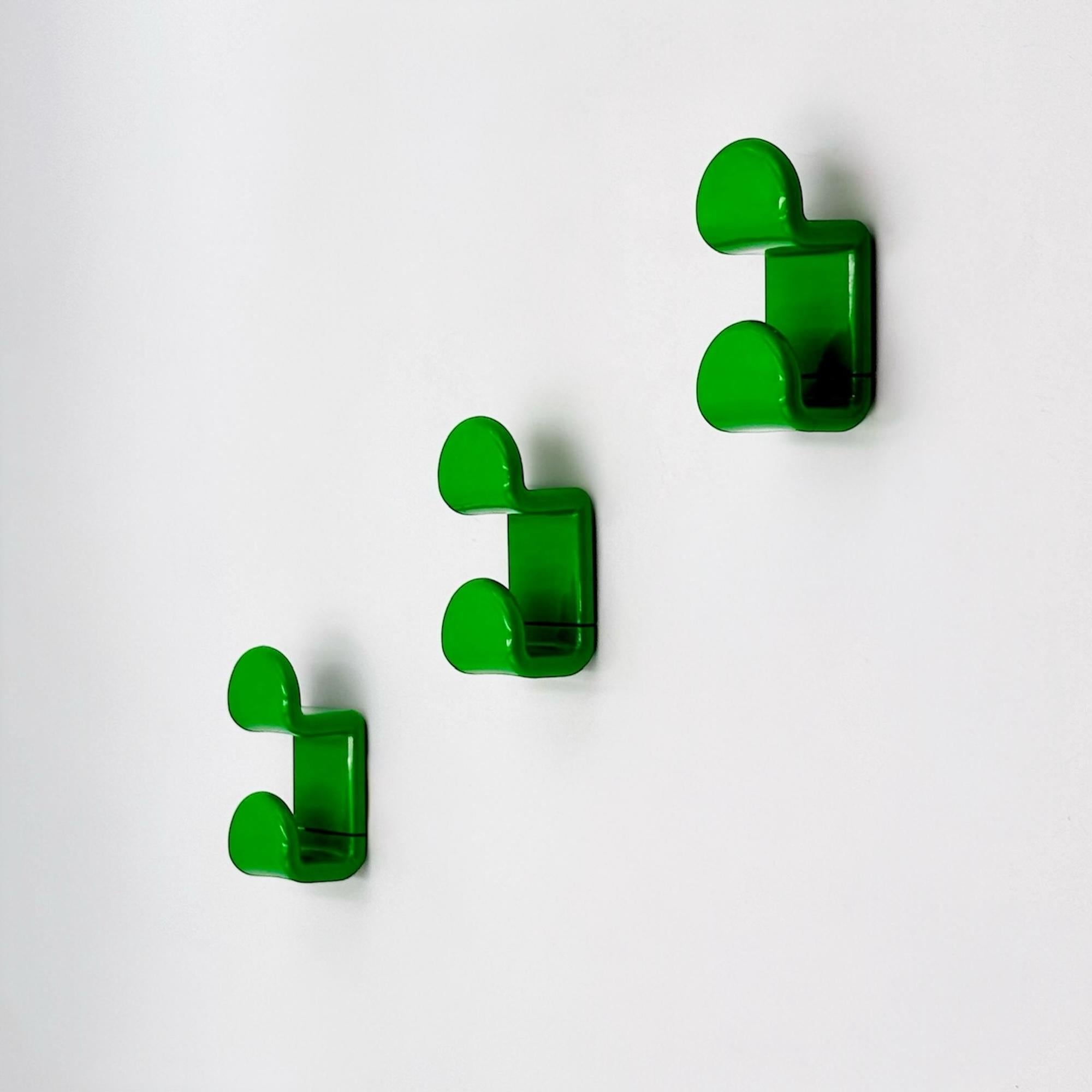 Plastic Italian Design Green Wall Hooks by Ambrogio Rossari for Gedy, Set of 3