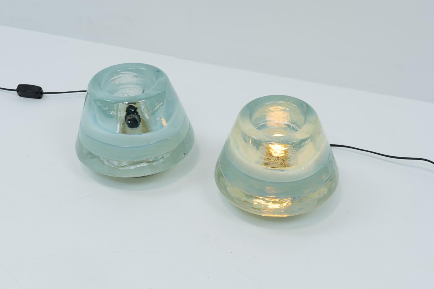 Italian Design Leucos Glass Table Lamps, Set of two, 1970s In Good Condition In Renens, CH