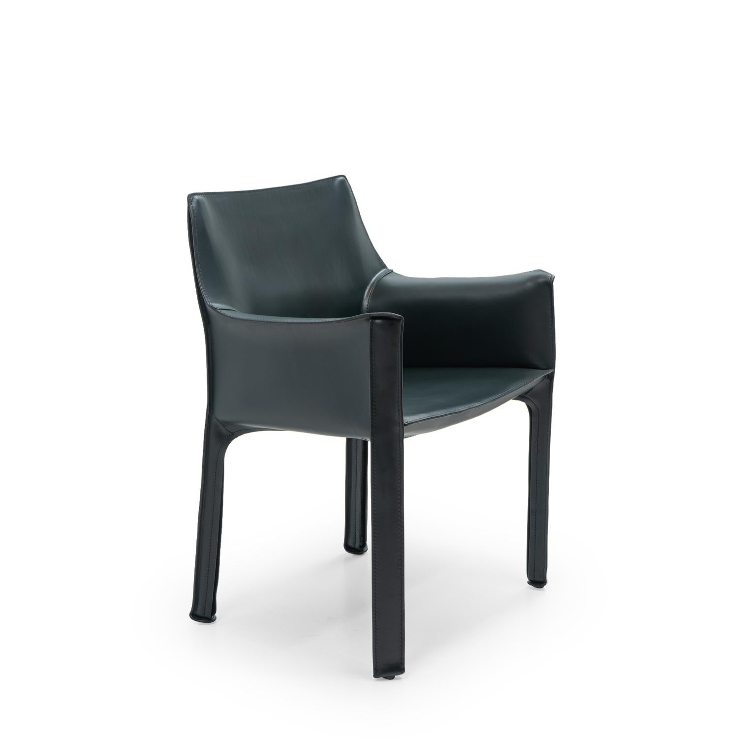 Mid-Century Modern Design italien Mario Bellini pour Cassina CAB 413, cuir vert, années 2000 en vente