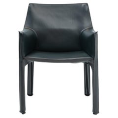 Design italiano Mario Bellini per Cassina CAB 413, Pelle verde, anni 2000