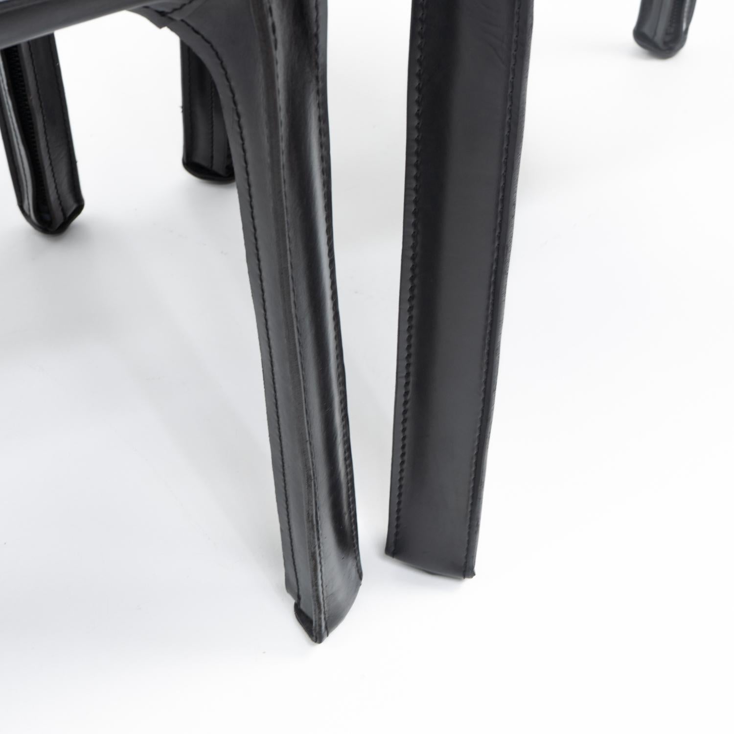 Italian Design Mario Bellini for Cassina CAB 413, Set of 4, 1990s For Sale 9