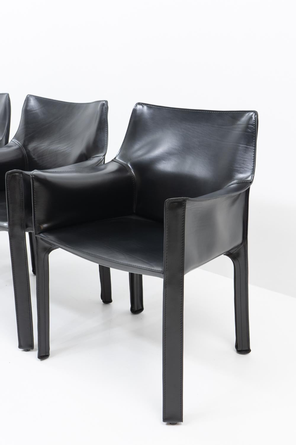 Italian Design Mario Bellini for Cassina CAB 413, Set of 4, 1990s For Sale 1