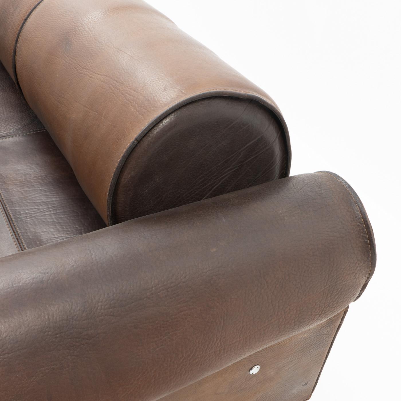 Italienisches Design Marzio Cecchi Dreisitziges Sofa aus braunem Büffelleder, 1970er Jahre im Angebot 12