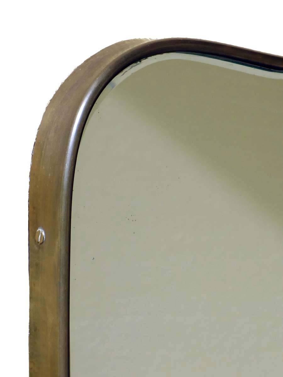 Italian brass mirror
1950s

Brass frame
Very good condition.